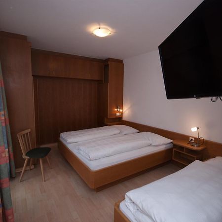 Aparthotel Garni Hofer Sexten Exterior foto