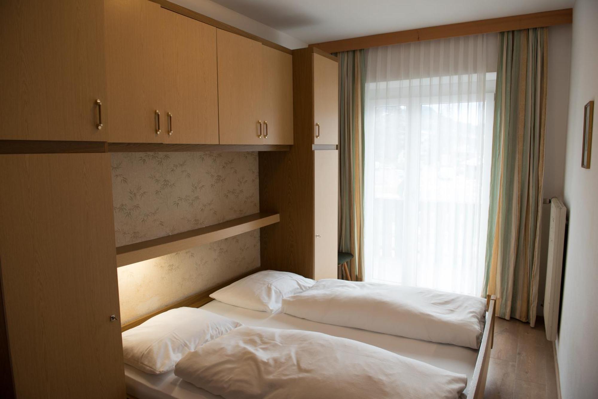 Aparthotel Garni Hofer Sexten Exterior foto